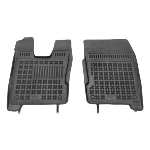 Iveco EuroCargo III from 2008  - front with an extra material on the driver side