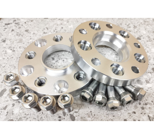 20 mm Adapteri BMW E, F-Sērijas uz G sērijas diskiem ( pārējas no 5x120. 72.6mm uz 5x1112 66.6) 2 gab. un skrūves