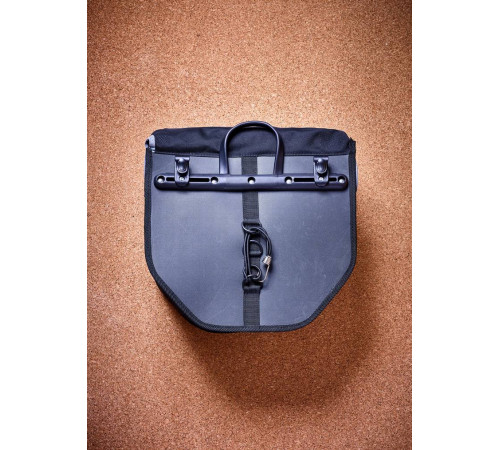 Soma par bagāžu RFR Carrier 15L