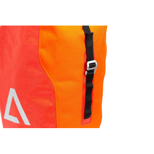 Soma par bagāžu ACID TRAVLR 15L flame'n'black