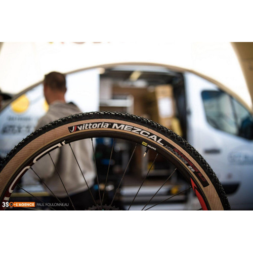 Riepa 29" Vittoria Mezcal TLR Fold 29x2.1 / 52-622 tan