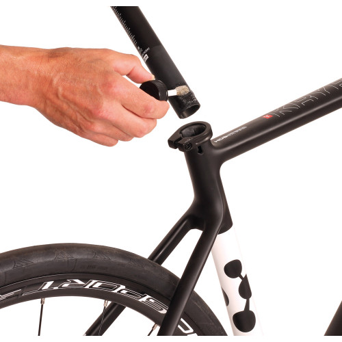 Montage paste Cyclus Tools Carbon Grip for carbon/alu/steel 30g with brush-cap (710034)