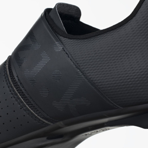 Cycling shoes FIZIK Vento Infinito Carbon 2 black-black-43