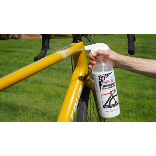 Protective and polishing spray Finish Line Showroom with BN Ceramic 1L