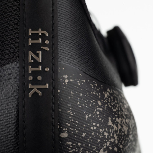 Cycling shoes FIZIK Tempo Overcurve R4 black-les classiques-44½
