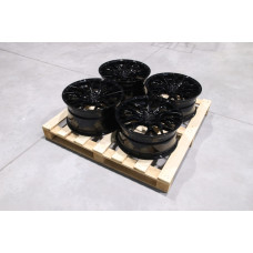 SET OF CVR1 19X8,5 ET43 + 19X9,5 ET35 5X112 GLOSS BLACK